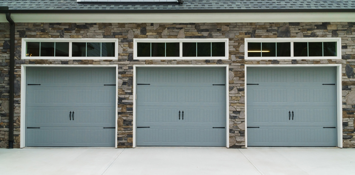 Home garage door Oak Creek